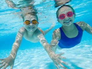 Swim-Lessons-Children-2_920x550